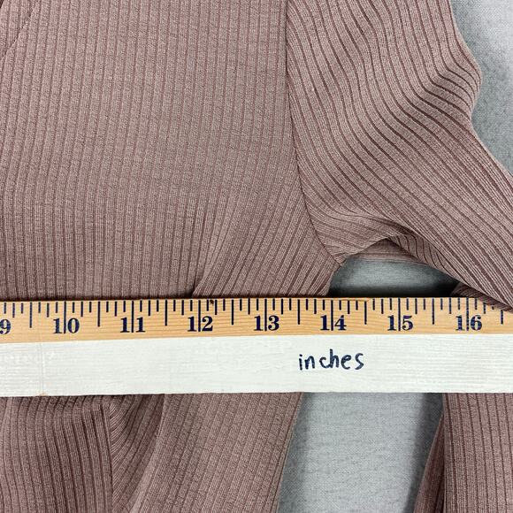 Lululemon Softstreme Asymmetrical Crop Long Sleeves Top XXS - Picture 5 of 7